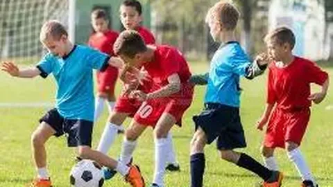 金莎就拒绝热烈场面发表看法：发现自己反应慢于预期